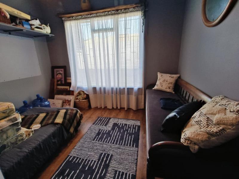 4 Bedroom Property for Sale in Hoogstede Western Cape